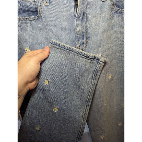 W28 L27 Hollister Ultra High Rise Mom Jeans Daisy Embroidered Size 7r Stretch - Picture 9 of 16